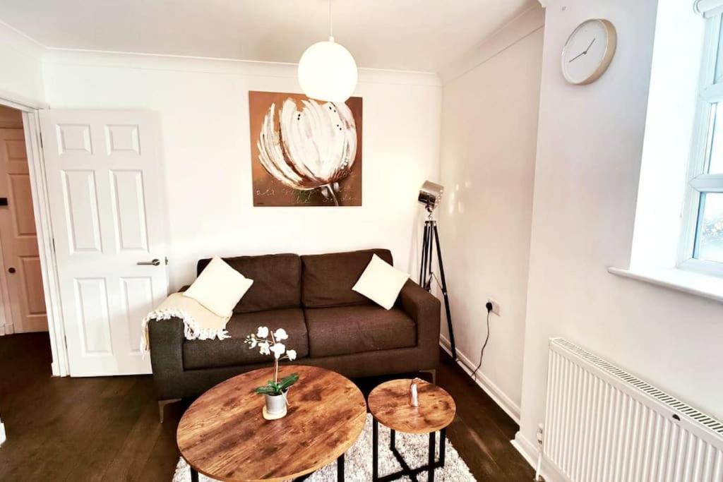 شقة Aldgate Flats In E1. لندن المظهر الخارجي الصورة