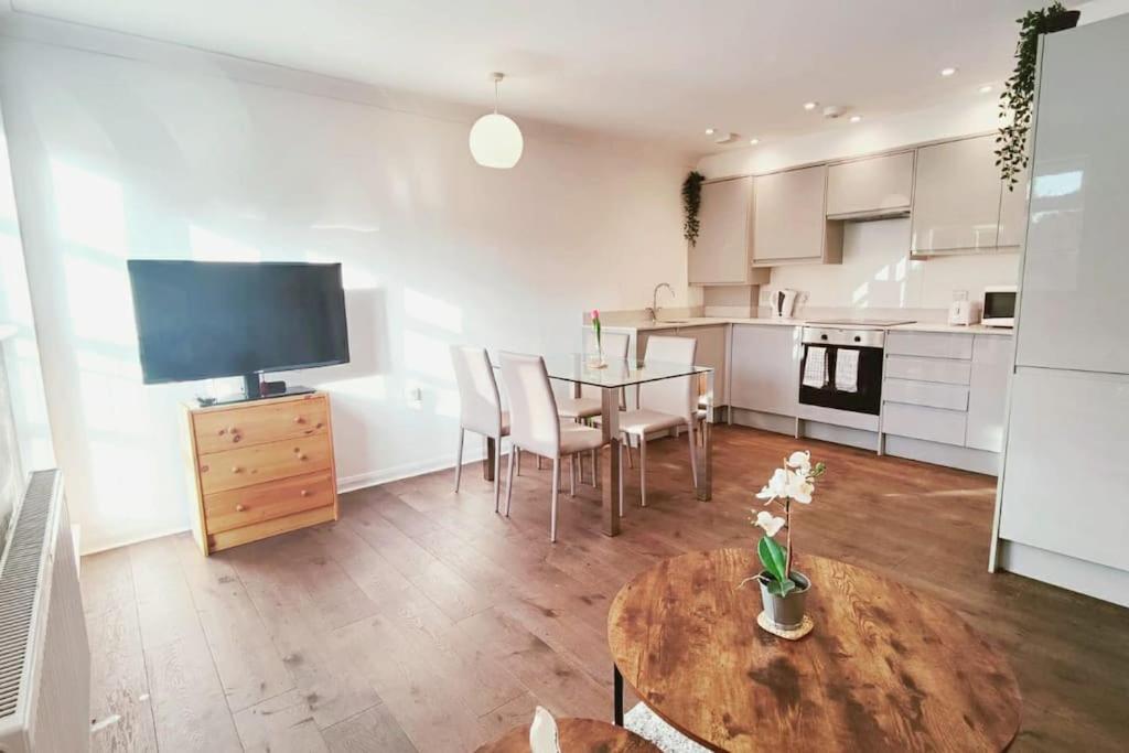 شقة Aldgate Flats In E1. لندن المظهر الخارجي الصورة