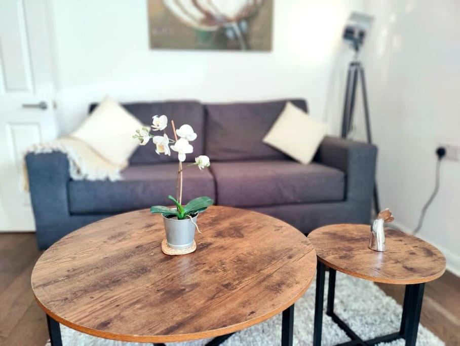 شقة Aldgate Flats In E1. لندن المظهر الخارجي الصورة